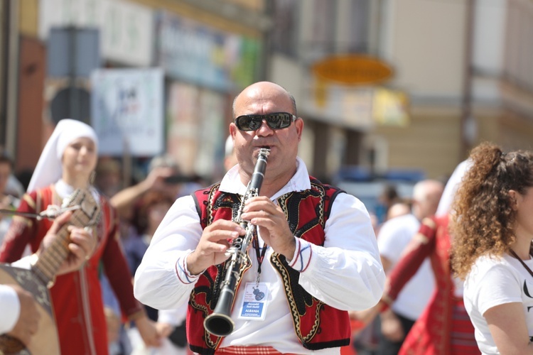 56. Tydzień Kultury Beskidzkiej - korowód na ulicach Żywca - 2019