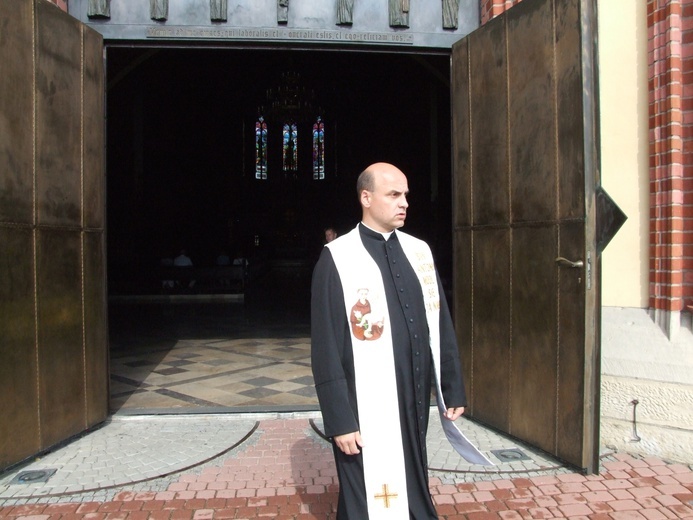 74. Rybnicka Pielgrzymka - powitanie w bazylice