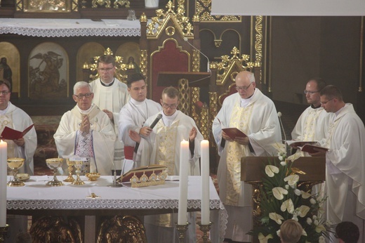 Mikołów. I rocznica koronacji Matki Bożej