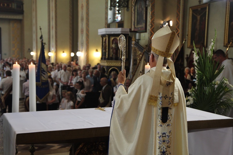 Mikołów. I rocznica koronacji Matki Bożej