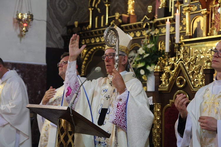 Mikołów. I rocznica koronacji Matki Bożej