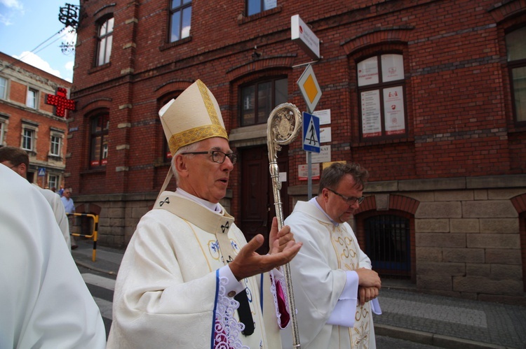 Mikołów. I rocznica koronacji Matki Bożej