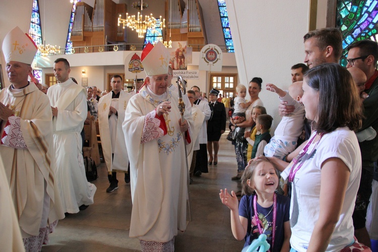 Rodziny i strażacy już na szlaku