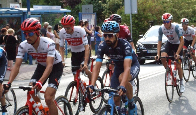 Tour de Pologne: III etap rozegrano na ulicach górnośląskich miast. Zginął jeden z kolarzy