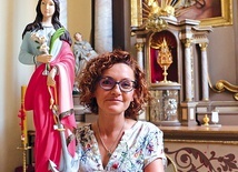 Anna Gużda przypomina, że męczennica pierwszych wieków patronuje uczciwie prowadzonemu biznesowi, matkom oczekującym potomstwa, rodzinom i Żywemu Różańcowi. Rozwiązuje również trudne sprawy finansowe.