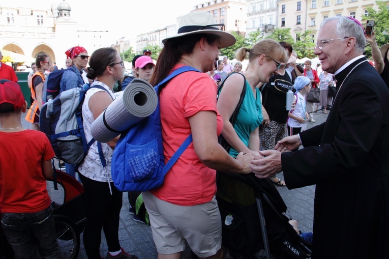 Wyjście 39. Pieszej Pielgrzymki Krakowskiej na Jasną Górę