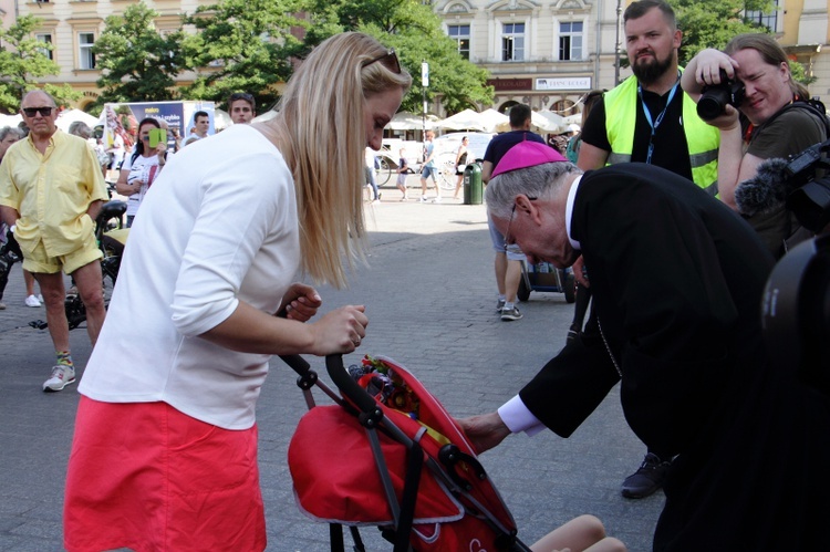 Wyjście 39. Pieszej Pielgrzymki Krakowskiej na Jasną Górę