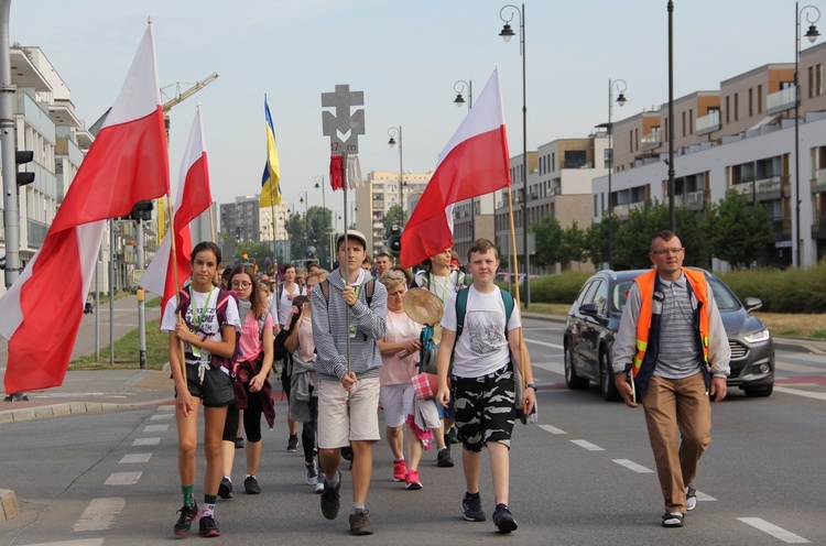 Świątynia Opatrzności Bożej na trasie "siedemnastek"