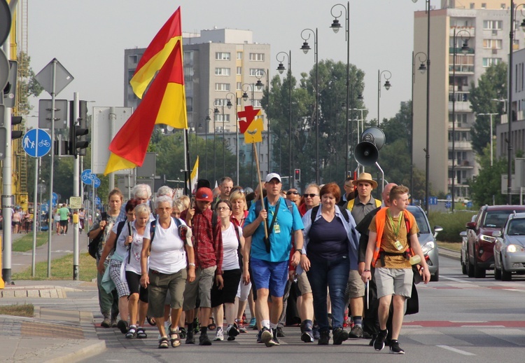 Świątynia Opatrzności Bożej na trasie "siedemnastek"