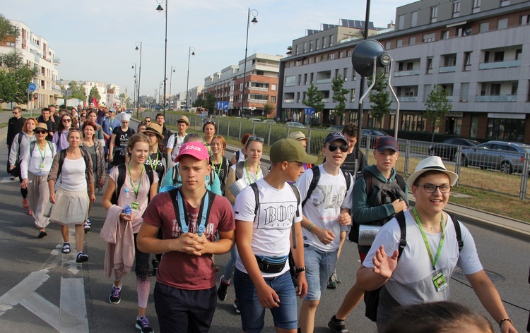 Świątynia Opatrzności Bożej na trasie "siedemnastek"