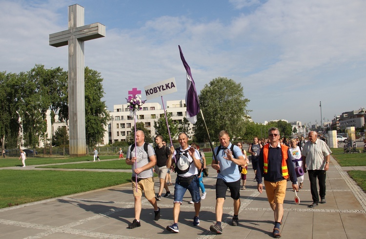 Świątynia Opatrzności Bożej na trasie "siedemnastek"