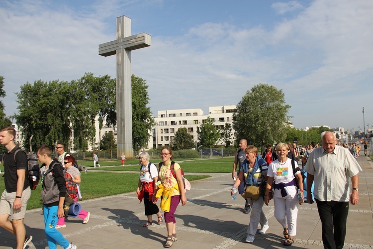 Świątynia Opatrzności Bożej na trasie "siedemnastek"