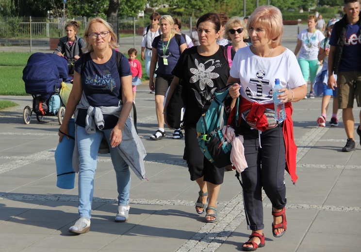 Świątynia Opatrzności Bożej na trasie "siedemnastek"