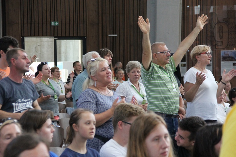 Świątynia Opatrzności Bożej na trasie "siedemnastek"