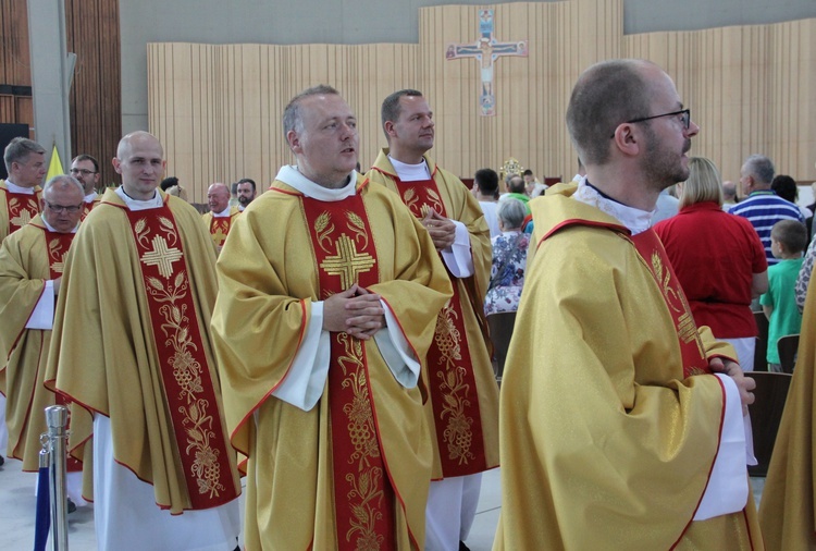 Świątynia Opatrzności Bożej na trasie "siedemnastek"