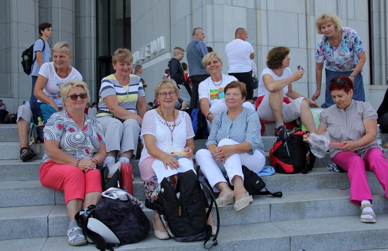 Świątynia Opatrzności Bożej na trasie "siedemnastek"