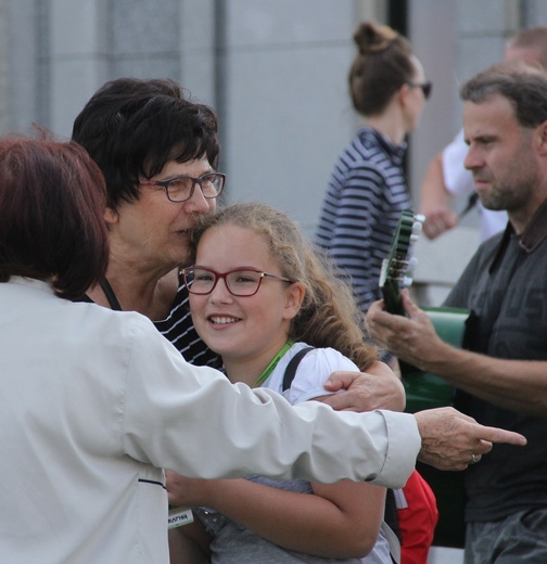 Świątynia Opatrzności Bożej na trasie "siedemnastek"