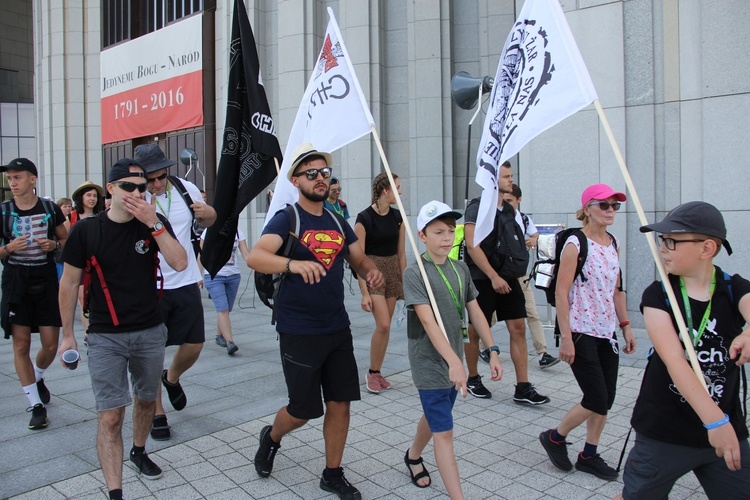 Świątynia Opatrzności Bożej na trasie "siedemnastek"