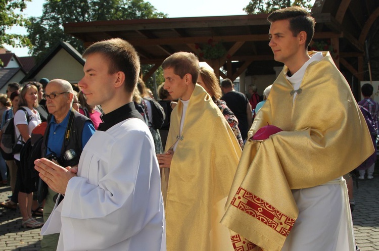 28. Piesza Pielgrzymka Bielsko-Żywiecka na Jasną Górę - Msza św. w Hałcnowie - 2019