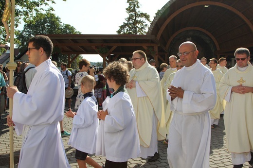 28. Piesza Pielgrzymka Bielsko-Żywiecka na Jasną Górę - Msza św. w Hałcnowie - 2019