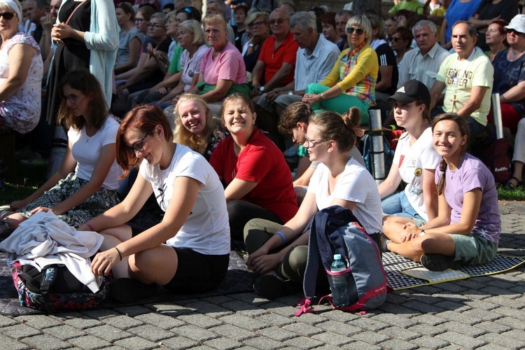 28. Piesza Pielgrzymka Bielsko-Żywiecka na Jasną Górę - Msza św. w Hałcnowie - 2019