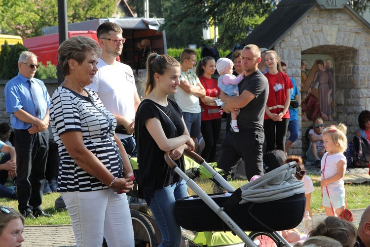 28. Piesza Pielgrzymka Bielsko-Żywiecka na Jasną Górę - Msza św. w Hałcnowie - 2019