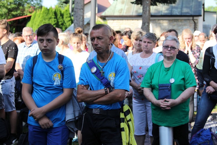 28. Piesza Pielgrzymka Bielsko-Żywiecka na Jasną Górę - Msza św. w Hałcnowie - 2019