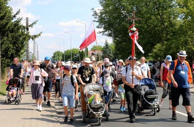 Wyjście pielgrzymki diecezji radomskiej cz. 2