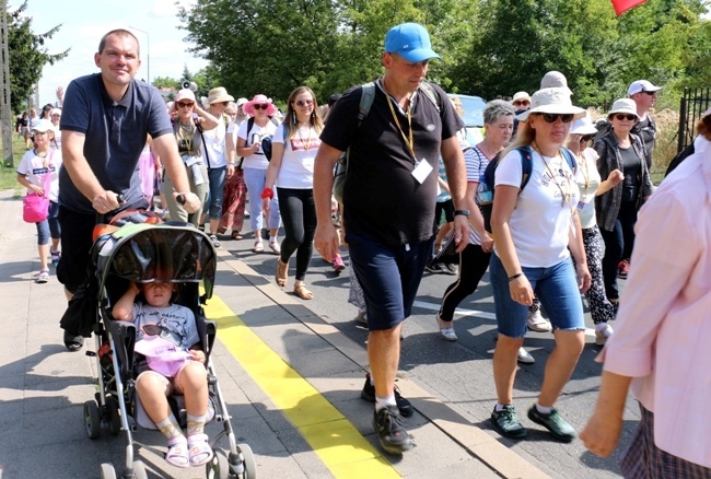 Wyjście pielgrzymki diecezji radomskiej cz. 2