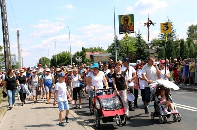 Wyjście pielgrzymki diecezji radomskiej cz. 2