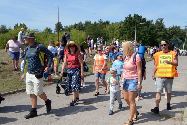 Wyjście pielgrzymki diecezji radomskiej cz. 2