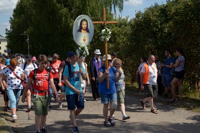 Wyjście pielgrzymki diecezji radomskiej cz. 2