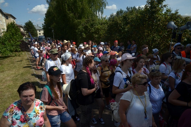 Wyjście pielgrzymki diecezji radomskiej cz. 2