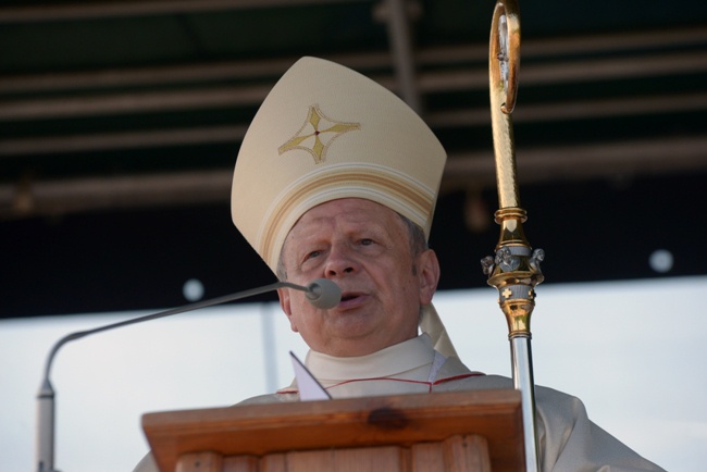 Wyjście pielgrzymki diecezji radomskiej cz. 1