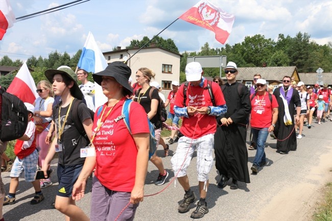 Kolumna skarżyska radomskiej pielgrzymki