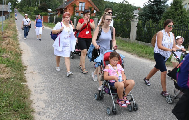 Kolumna skarżyska radomskiej pielgrzymki