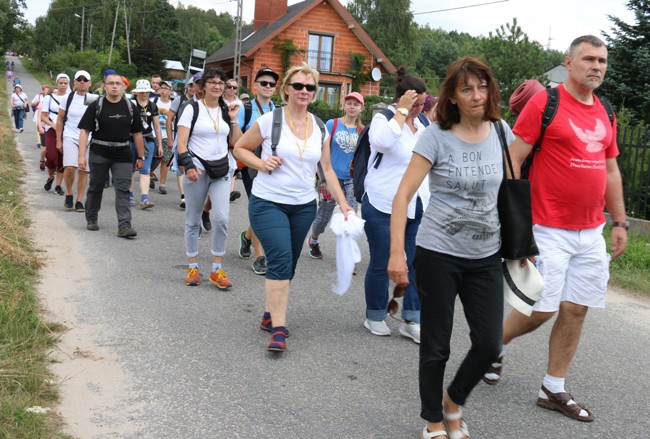 Kolumna skarżyska radomskiej pielgrzymki