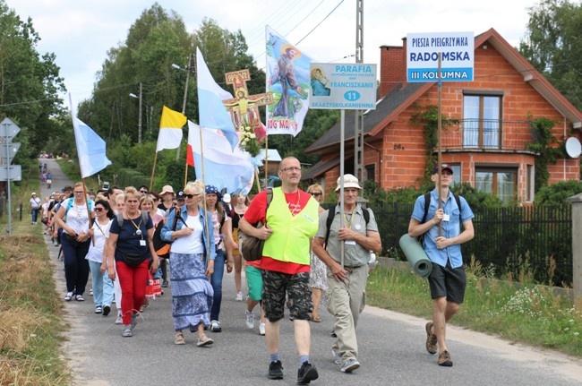 Kolumna skarżyska radomskiej pielgrzymki