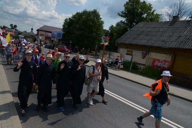 Kolumna skarżyska radomskiej pielgrzymki