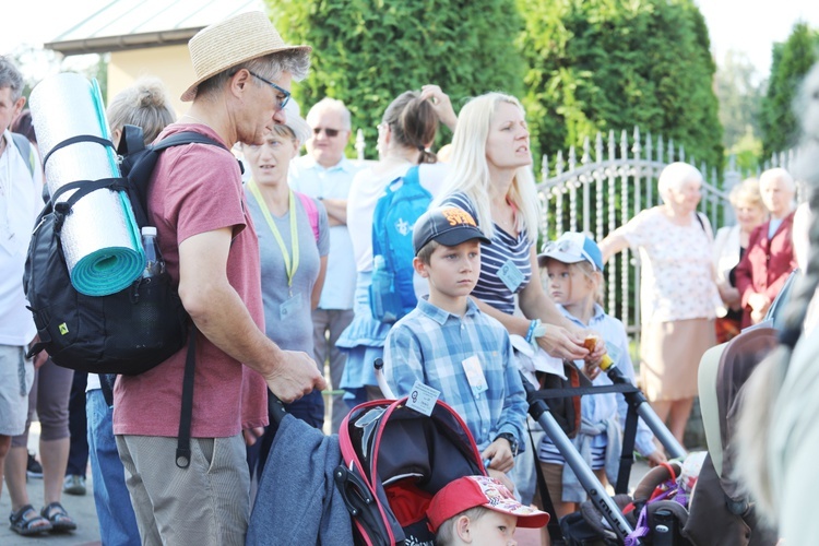 33. Pielgrzymka Dekanatu Andrychowskiego wyrusza na Jasną Górę - 2019