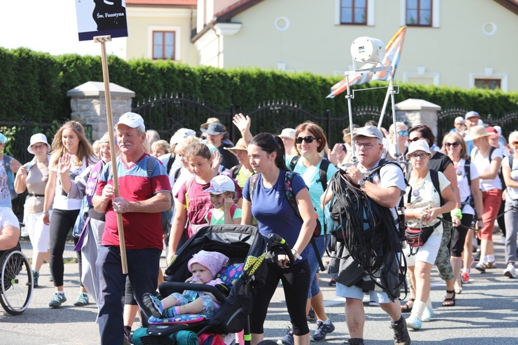 28. pielgrzymka diecezjalna wyrusza z Hałcnowa na Jasną Górę - 2019