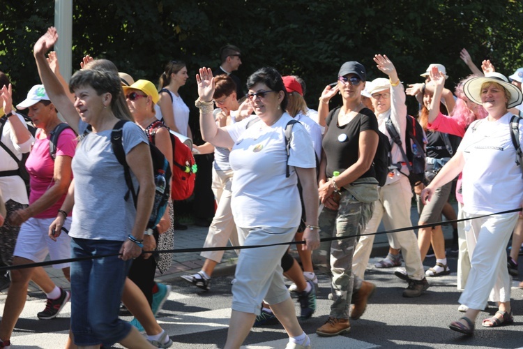 28. pielgrzymka diecezjalna wyrusza z Hałcnowa na Jasną Górę - 2019