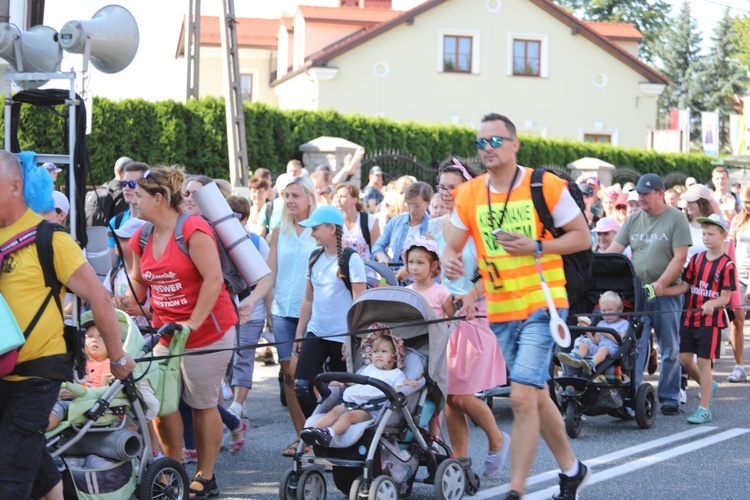 28. pielgrzymka diecezjalna wyrusza z Hałcnowa na Jasną Górę - 2019