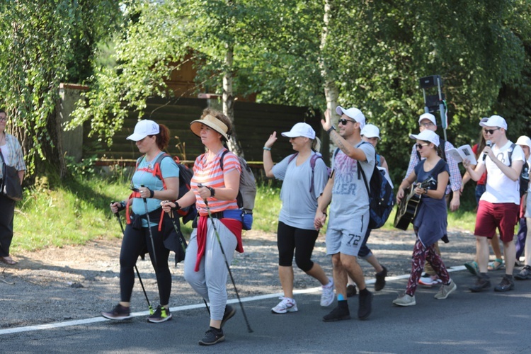 28. pielgrzymka diecezjalna wyrusza z Hałcnowa na Jasną Górę - 2019