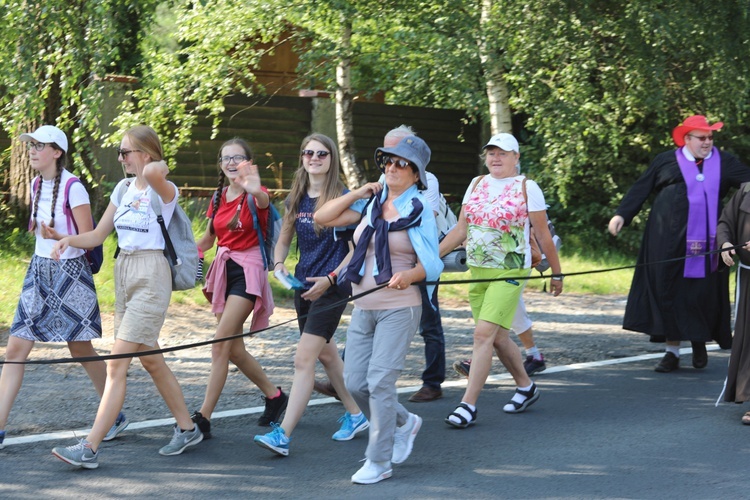 28. pielgrzymka diecezjalna wyrusza z Hałcnowa na Jasną Górę - 2019