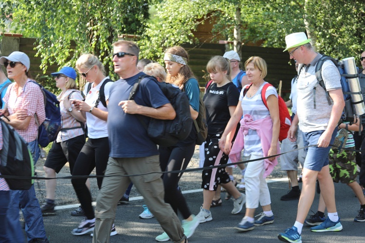 28. pielgrzymka diecezjalna wyrusza z Hałcnowa na Jasną Górę - 2019