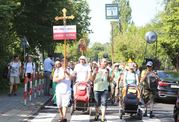 28. pielgrzymka diecezjalna wyrusza z Hałcnowa na Jasną Górę - 2019