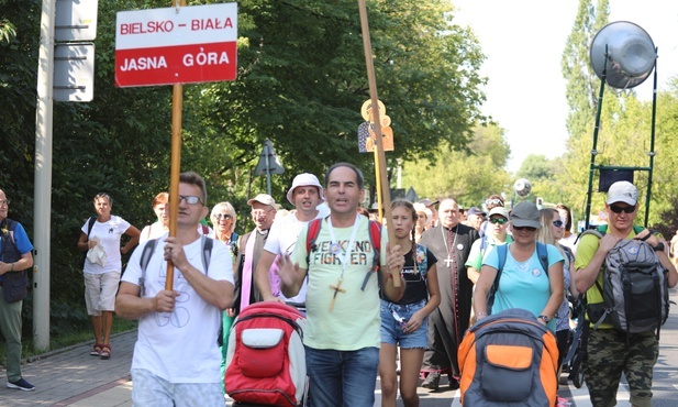 Diecezjalna pielgrzymka wyrusza z Hałcnowa...