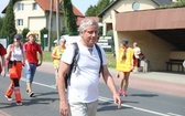 Pielgrzymi hałcnowscy na trasie - w Pisarzowicach - 2019