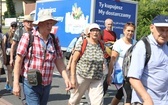 Pielgrzymi hałcnowscy na trasie - w Pisarzowicach - 2019